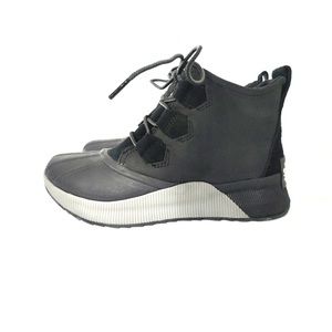 Sorel Women's Out 'N About III Classic Boot Waterproof Leather & Suede Winter